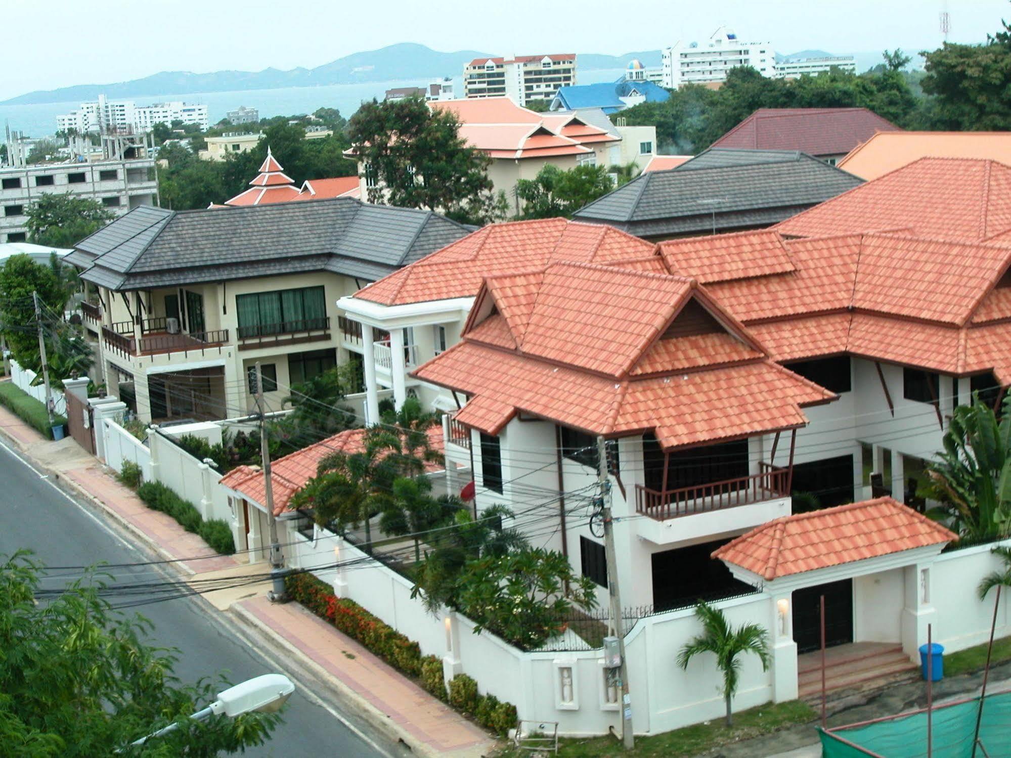 Paramita Pattaya Bagian luar foto